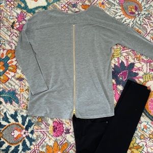 Lulus Skip to my Lou Gray top | size M